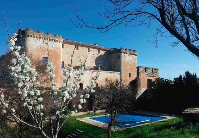Relax y confort en Hotel Posada Castillo del Buen Amor. El entorno más romántico con los mejores precios de Salamanca